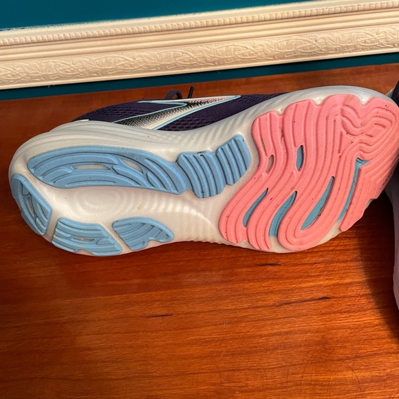 Brooks 7.5 Glycerin running shoes. - Picture 10 of 10